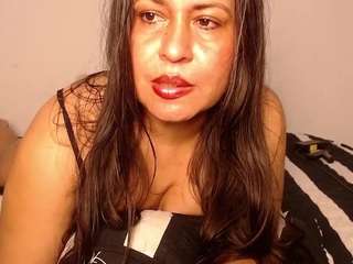 milfnaughtyy