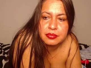 milfnaughtyy
