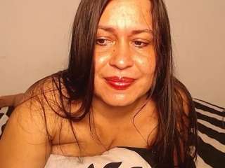 milfnaughtyy