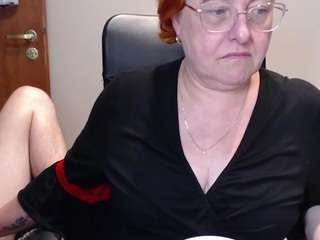 CurvyJoanna