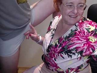 curvyjoanna
