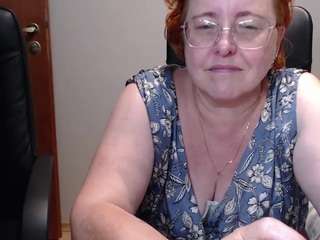 curvyjoanna