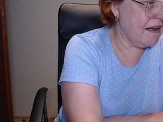 CurvyJoanna