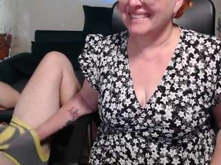 curvyjoanna webcam