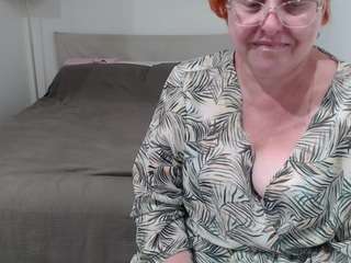 CurvyJoanna