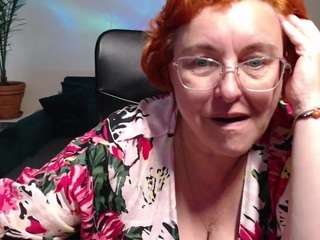 CurvyJoanna