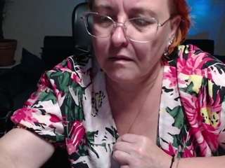 CurvyJoanna