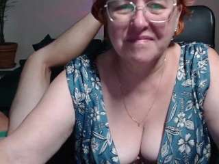 CurvyJoanna