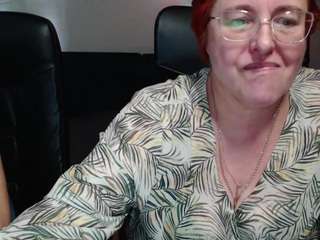 curvyjoanna