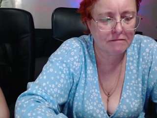 curvyjoanna webcam model