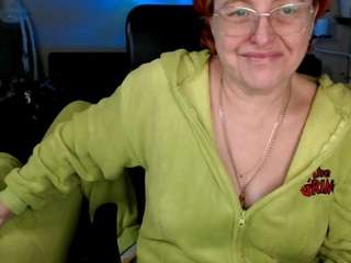 curvyjoanna webcam