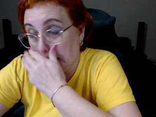 curvyjoanna Live Webcam on CamSoda