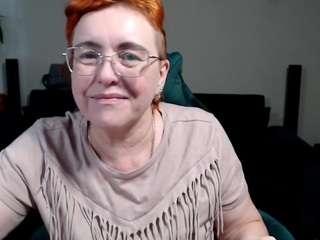 curvyjoanna live cam profile