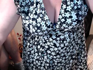 CurvyJoanna's Live Sex Cam Show