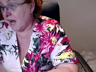 CurvyJoanna's Live Sex Cam Show