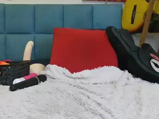 chirlyy's Live Sex Cam Show
