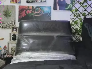 chirlyy's Live Sex Cam Show
