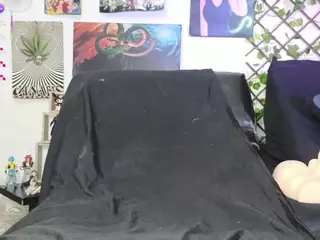 chirlyy's Live Sex Cam Show