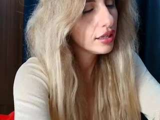 firebirdmia Live Webcam on CamSoda