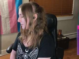 luluvaladon's Cam show and profile