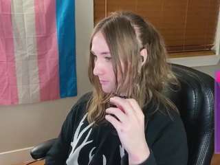  luluvaladon chat room
