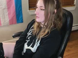 luluvaladon Live Webcam on CamSoda