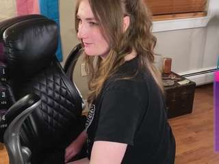 luluvaladon live cam profile