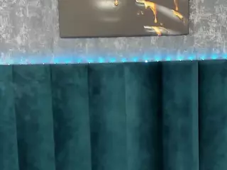 elenabliss's Live Sex Cam Show