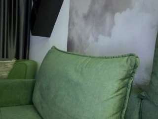 alicexalice's CamSoda show and profile