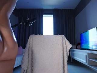 Live webcam model makotomai on Soda Cams