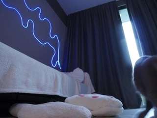 Live webcam model makotomai on Soda Cams