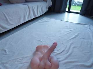 Live webcam model makotomai on Soda Cams