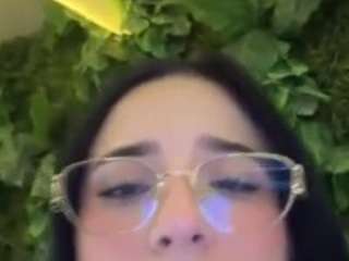 kiraalopez's CamSoda show and profile