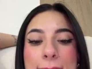 kiraalopez webcam model