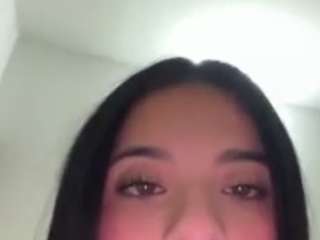 kiraalopez webcam model