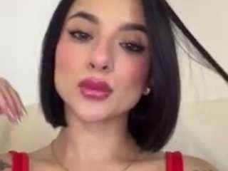 kiraalopez Live Webcam on CamSoda