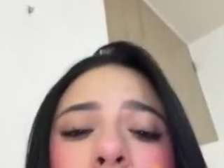 kiraalopez webcam model