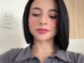 kiraalopez Live Webcam on CamSoda