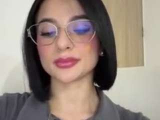 kiraalopez Live Webcam on CamSoda