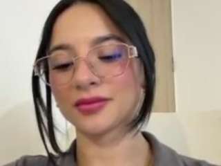 kiraalopez Live Webcam on CamSoda