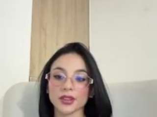 kiraalopez Live Webcam on CamSoda