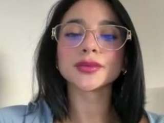 kiraalopez webcam
