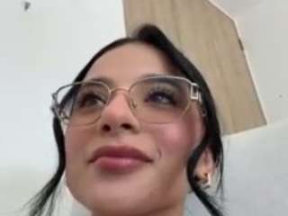 kiraalopez webcam