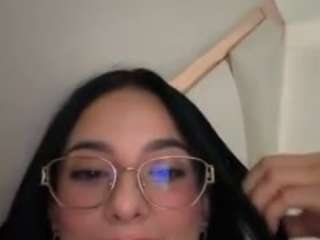 le modèle kiraalopez est en webcam porno dans un show sur le site camsoda, il possède les tags suivants: amateur,role play,massage,anal toys,normal,ohmibod,public,pussy,robe,sex-toys,lovense,shaved-pussy,solo,tattoos,tease,teen-18,toys,young-adult,lush,no smoking
