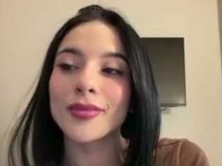 Kira Lopez live webcam show