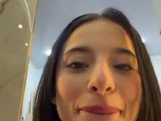kiraalopez live cam