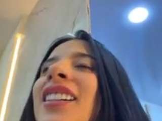 Kiraalopez's cam show statistics and live stream