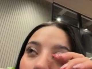 Kiraalopez live webcam
