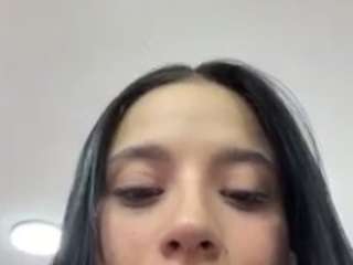 kiraalopez Live Webcam on CamSoda