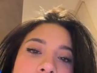 kiraalopez webcam model